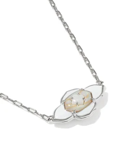 Abbie Medallion Silver Short Pendant Necklace