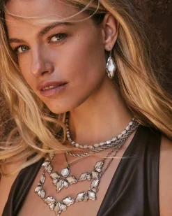 Abbie Vintage Silver Etch Frame Statement Necklace