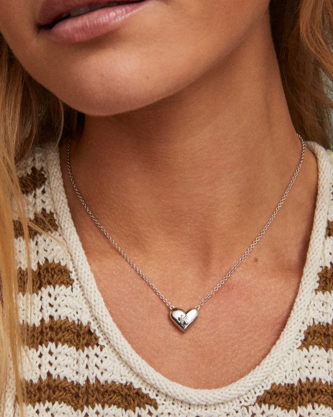 Ari Heart Letter K Silver Short Pendant Necklace