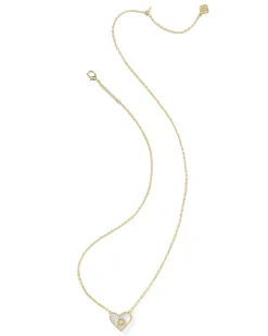 Ari Heart Letter Q Gold Short Pendant Necklace