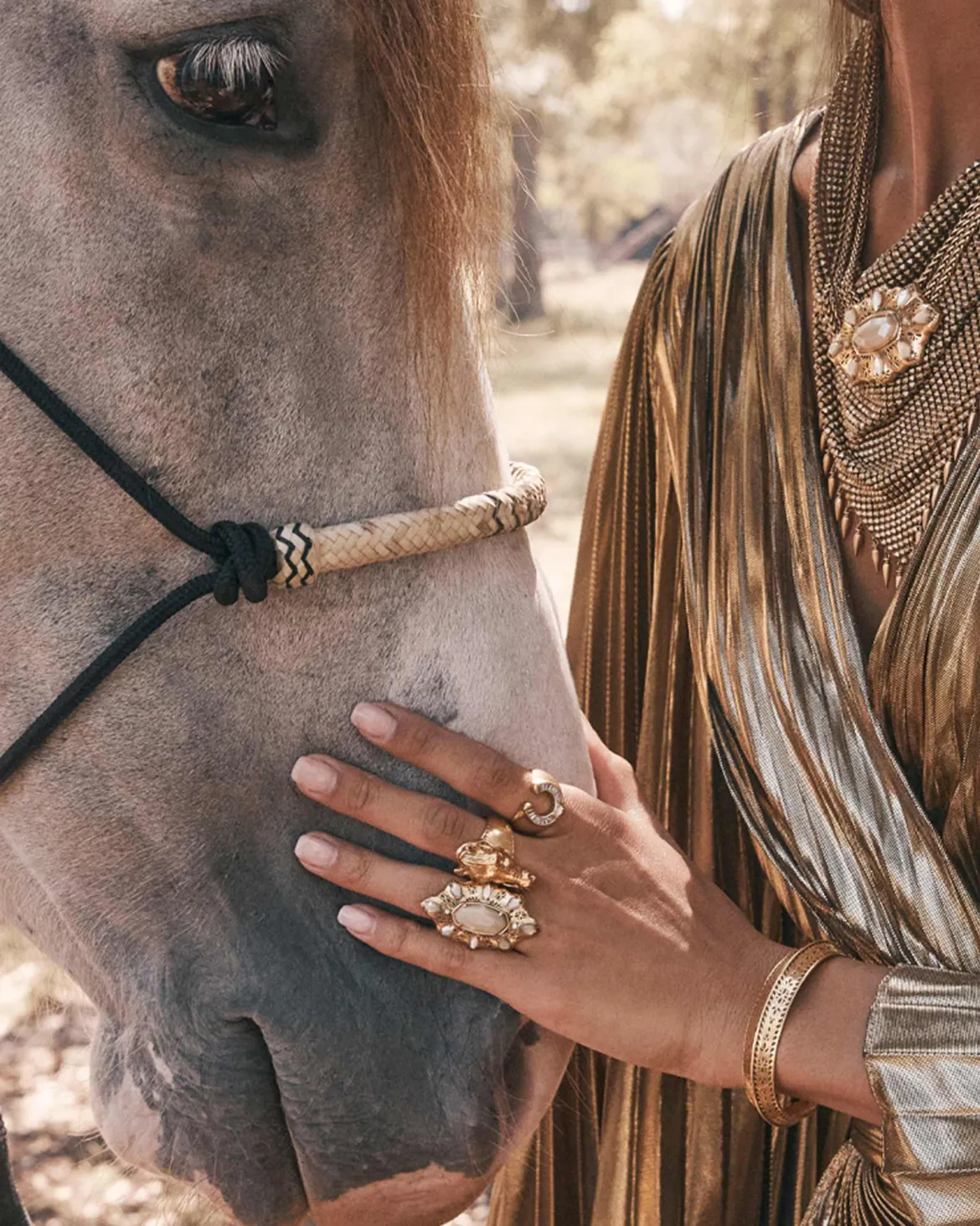 Beau Cocktail Ring in Vintage Gold