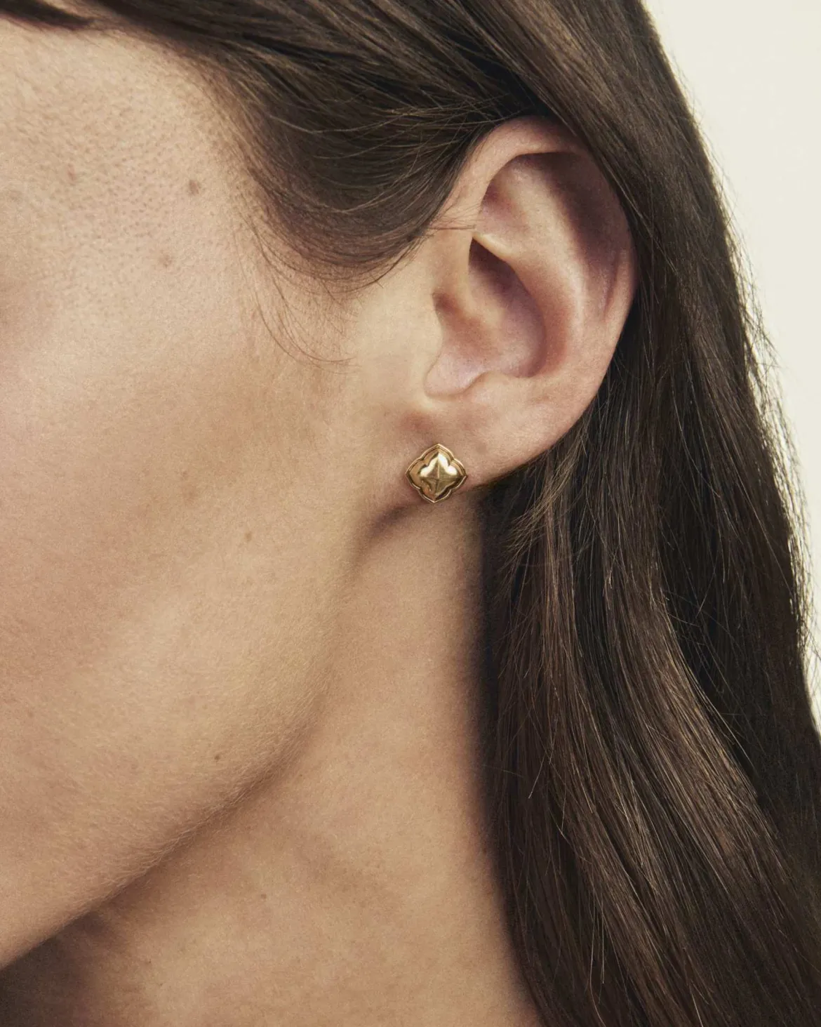 Dira 18k Gold Vermeil Small Metal Stud Earrings