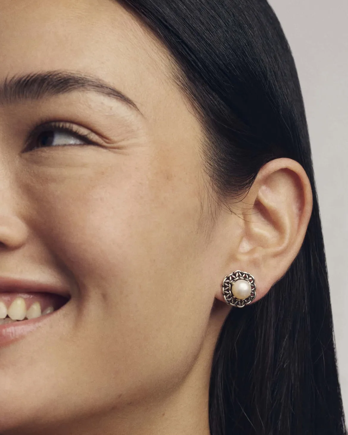 Gabriella Vintage Silver Pearl Stud Earrings