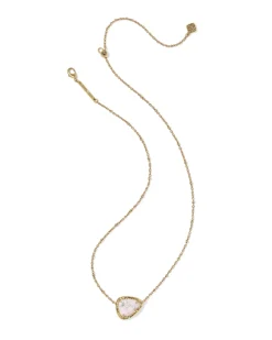 Jamie Etch Frame Vintage Gold Short Pendant Necklace