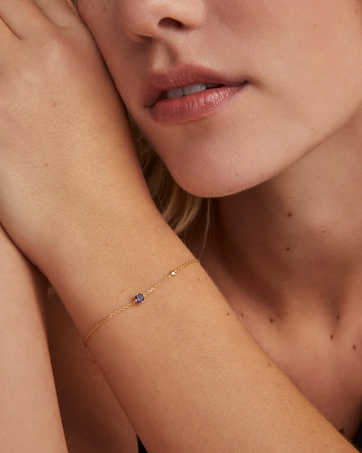 Maisie 18k Gold Vermeil September Delicate Chain Bracelet