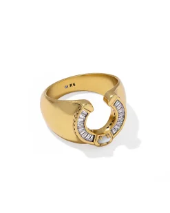 Noble Horseshoe Vintage Gold Statement Ring