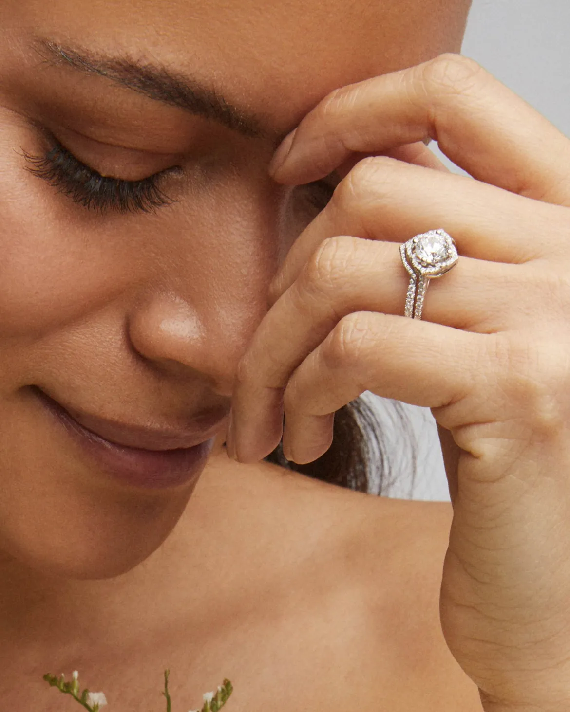 Signature Band Ring in 14k White Gold