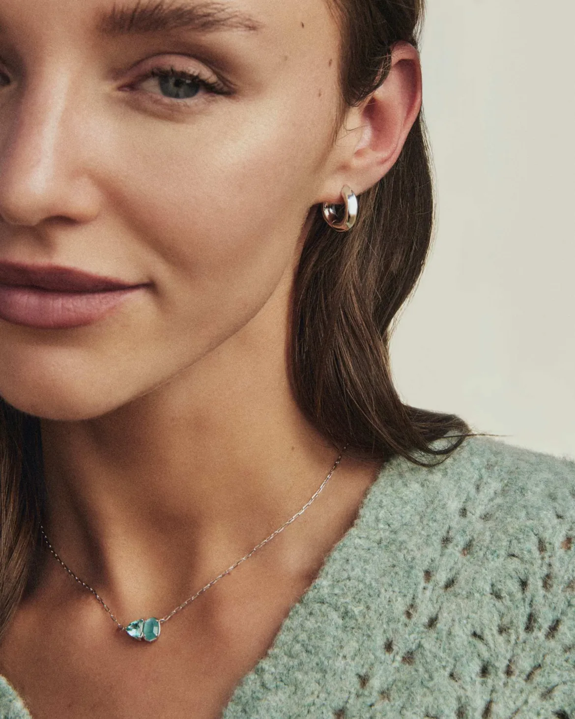 Tatum December Short Pendant Necklace